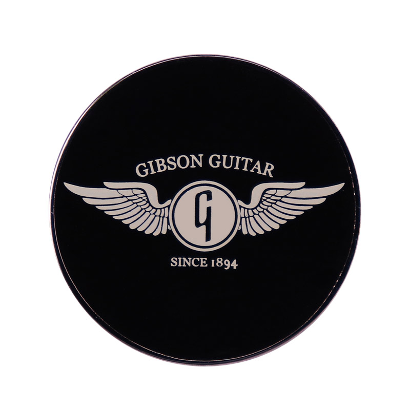 Gibson Guitar Wing Enamel Pin  - Musical Instrument Logo recension och pris
